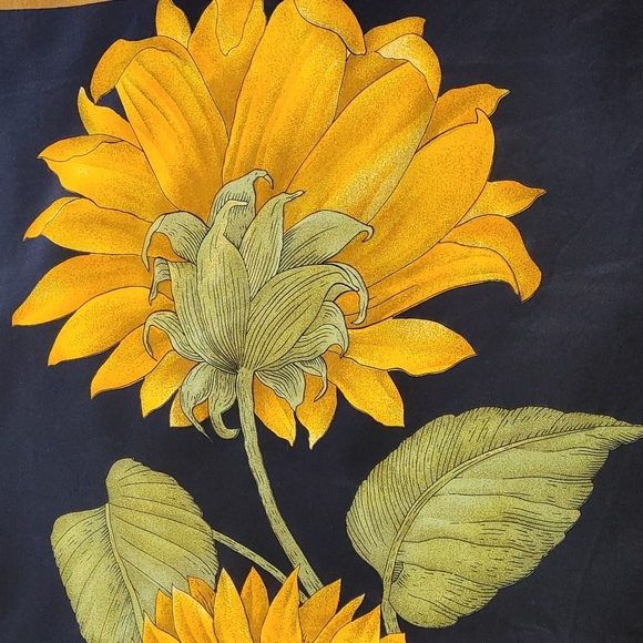 Guy Laroche Paris silk scarf sunflowers - Picture 11 of 12